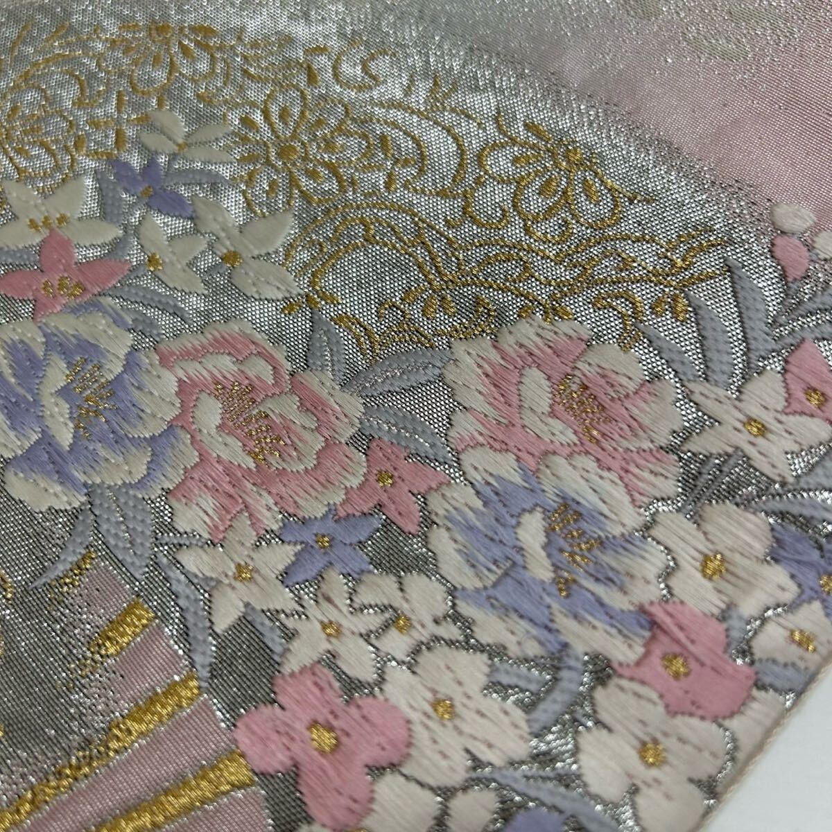 ST-03 detail showing fans and floral clusters